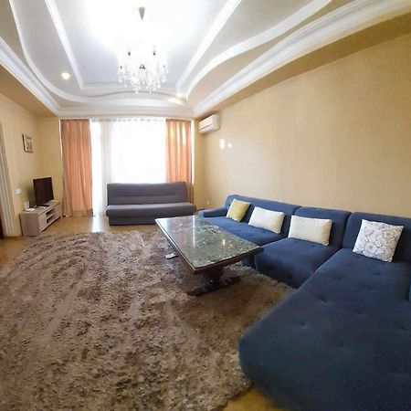 Appartments In Batumi Esterno foto