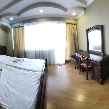 Appartments In Batumi Esterno foto