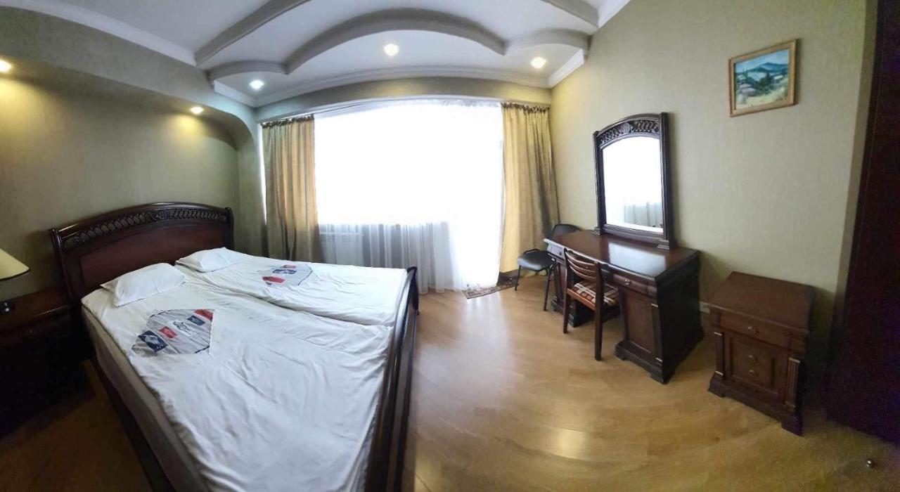 Appartments In Batumi Esterno foto